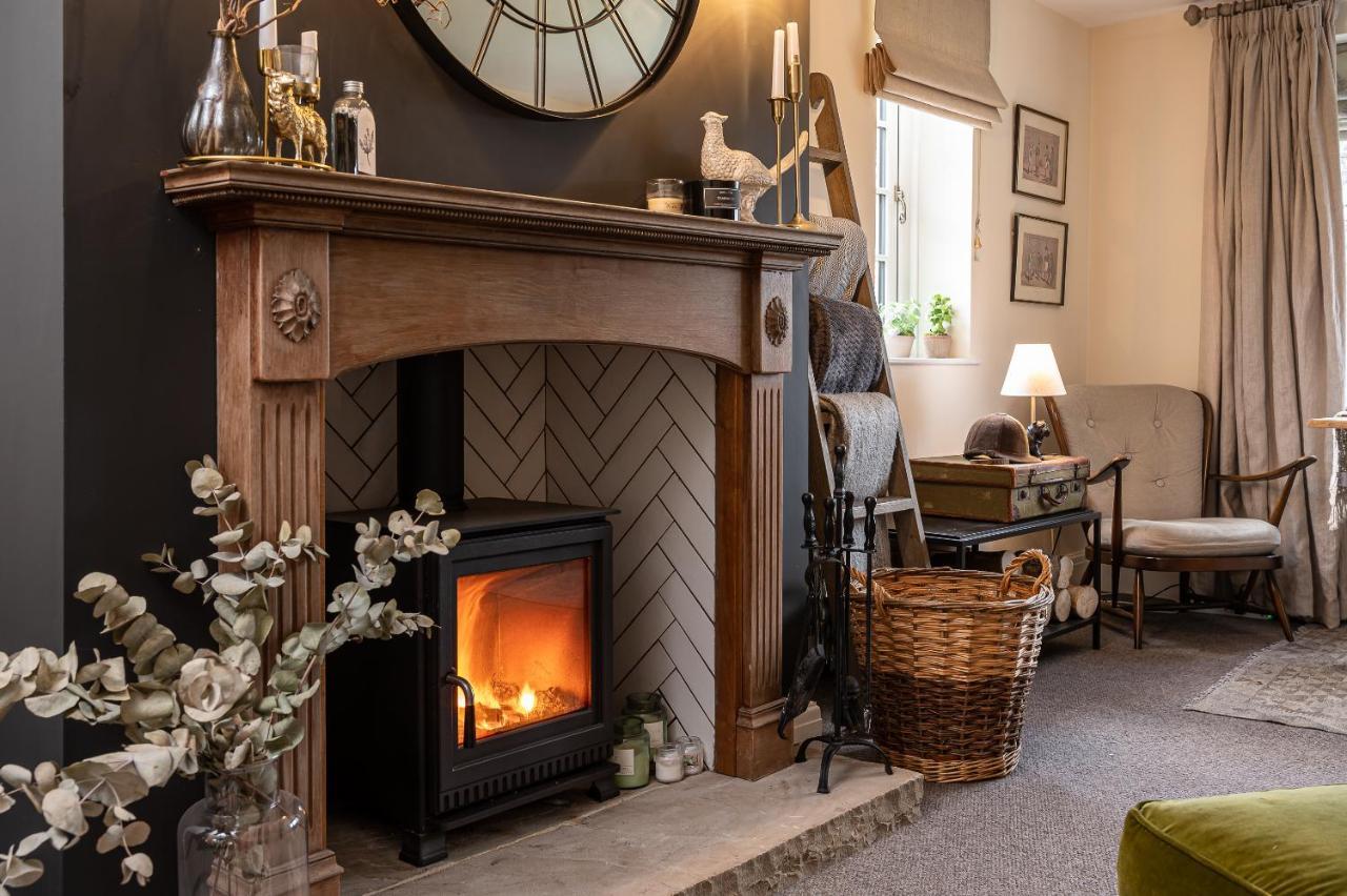 Stunning Country Cottage Pool in Wharfedale Bagian luar foto